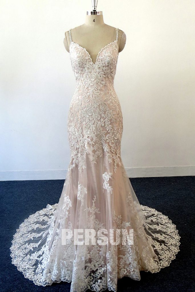 Robe de mariée dentelle vintage à coupe sirène à doublure rose pâle