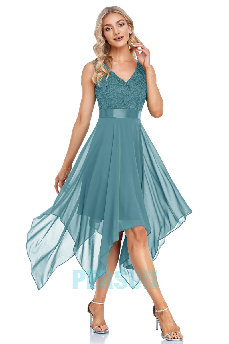 Robe demoiselle d'honneur courte dusty blue haut en dentelle jupe fantaisie